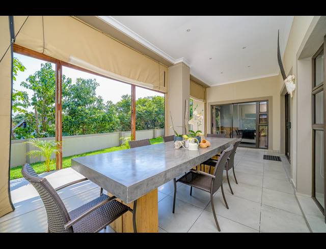 4 BEDROOM HOUSE FOR SALE IN SHEFFIELD BEACH